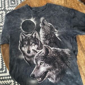 Wolf Graphic T-Shirt